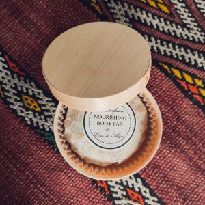 Cajita crema corporal sólida